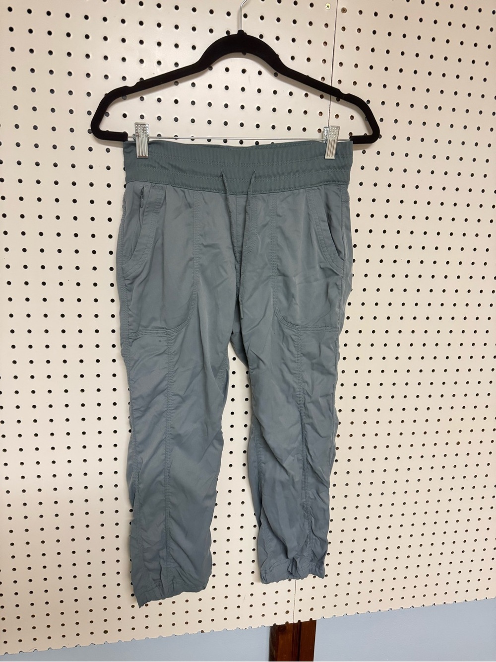 The North Face Blue Capri Pants Women’s Small Petite